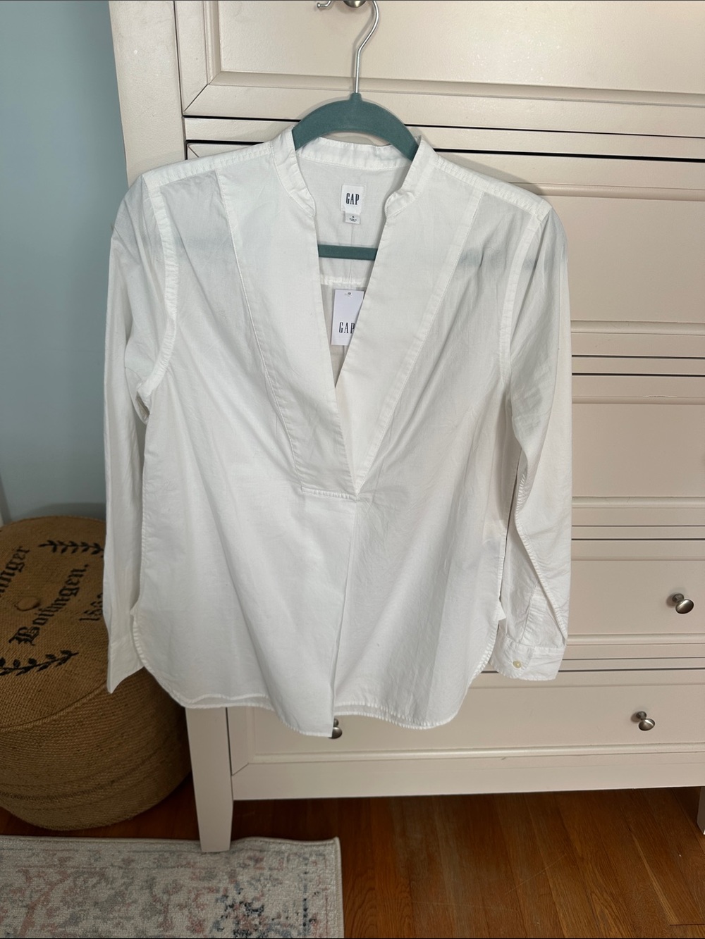 GAP White Open V-Neck Popover Blouse